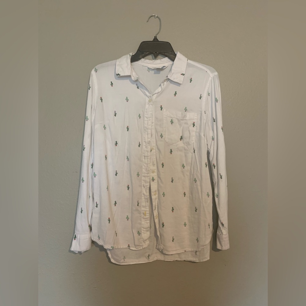 Old navy cactus button up flannel.